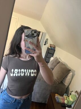 Brandy Melville Brown 'COWGIRL' Graphic Crop Tee